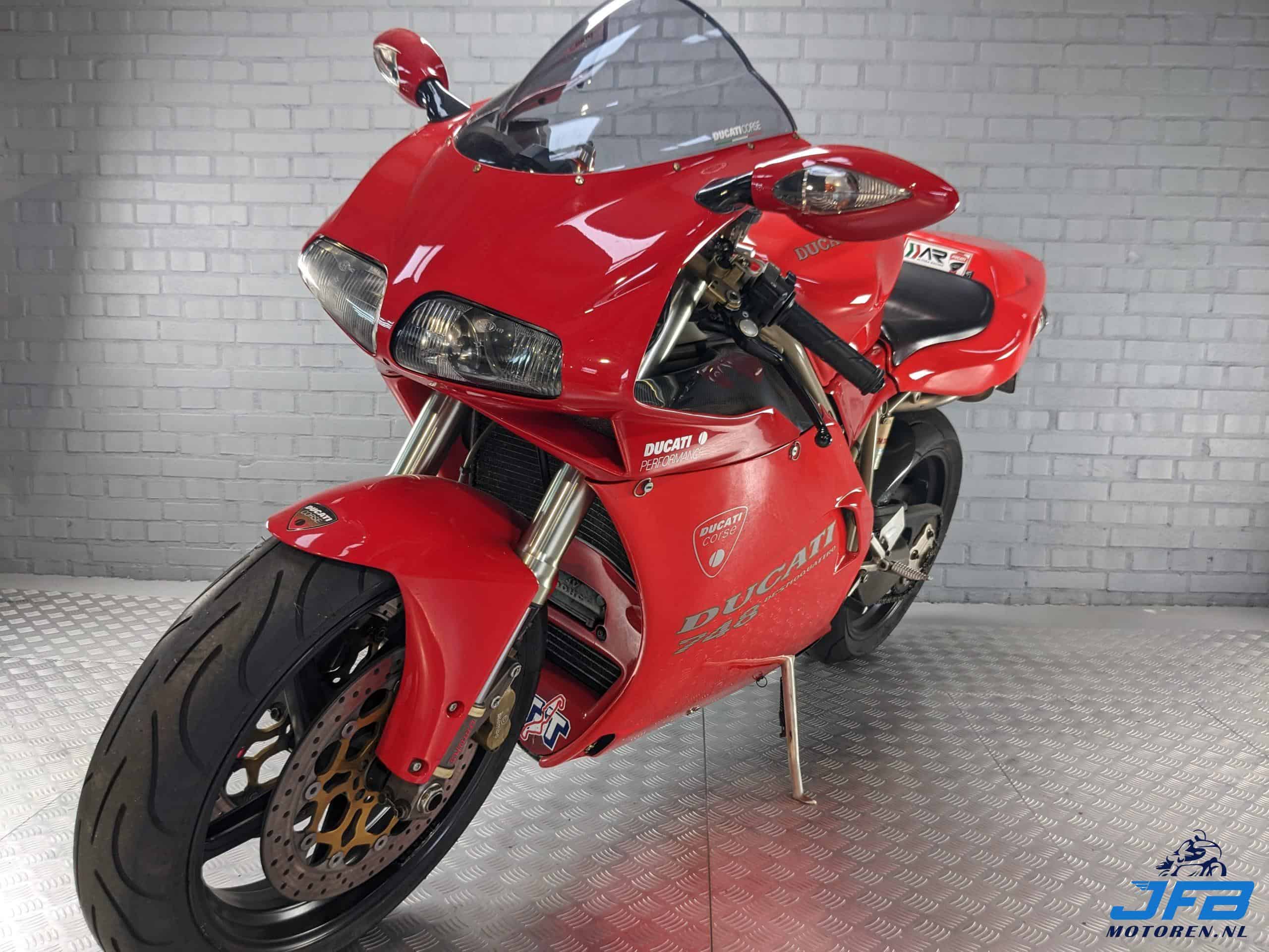 Ducati 748 S