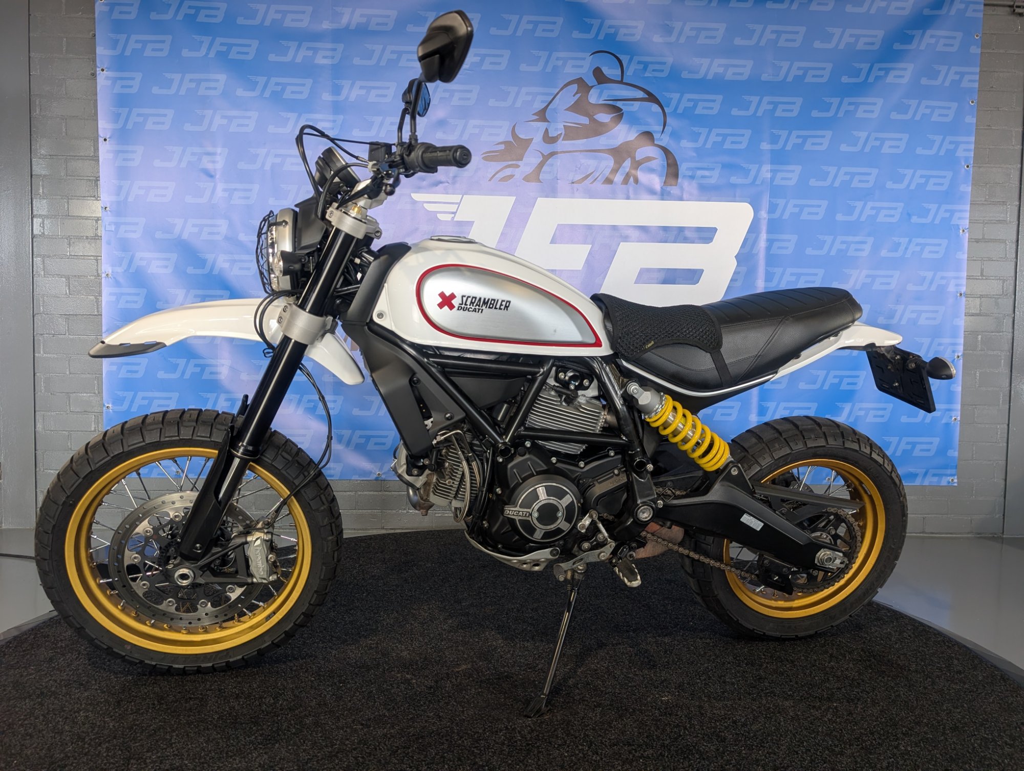 Ducati Scrambler DS