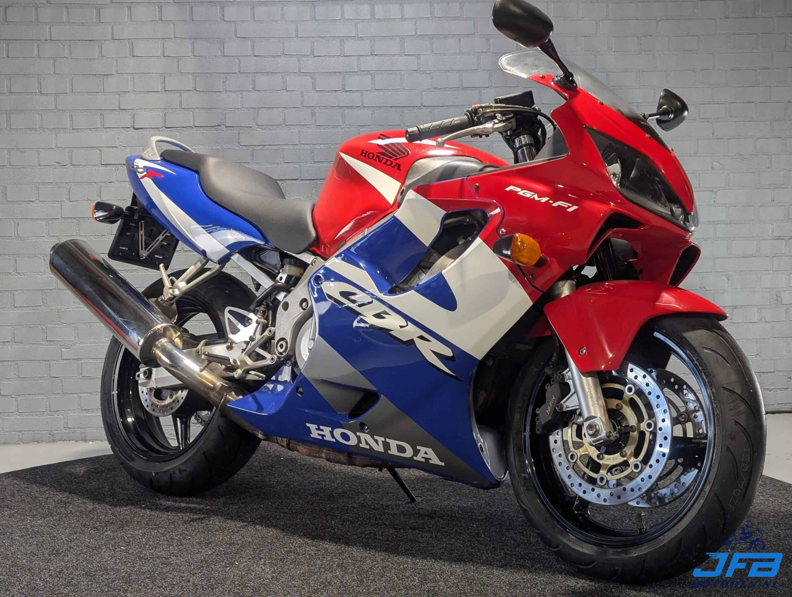 Honda CBR600F