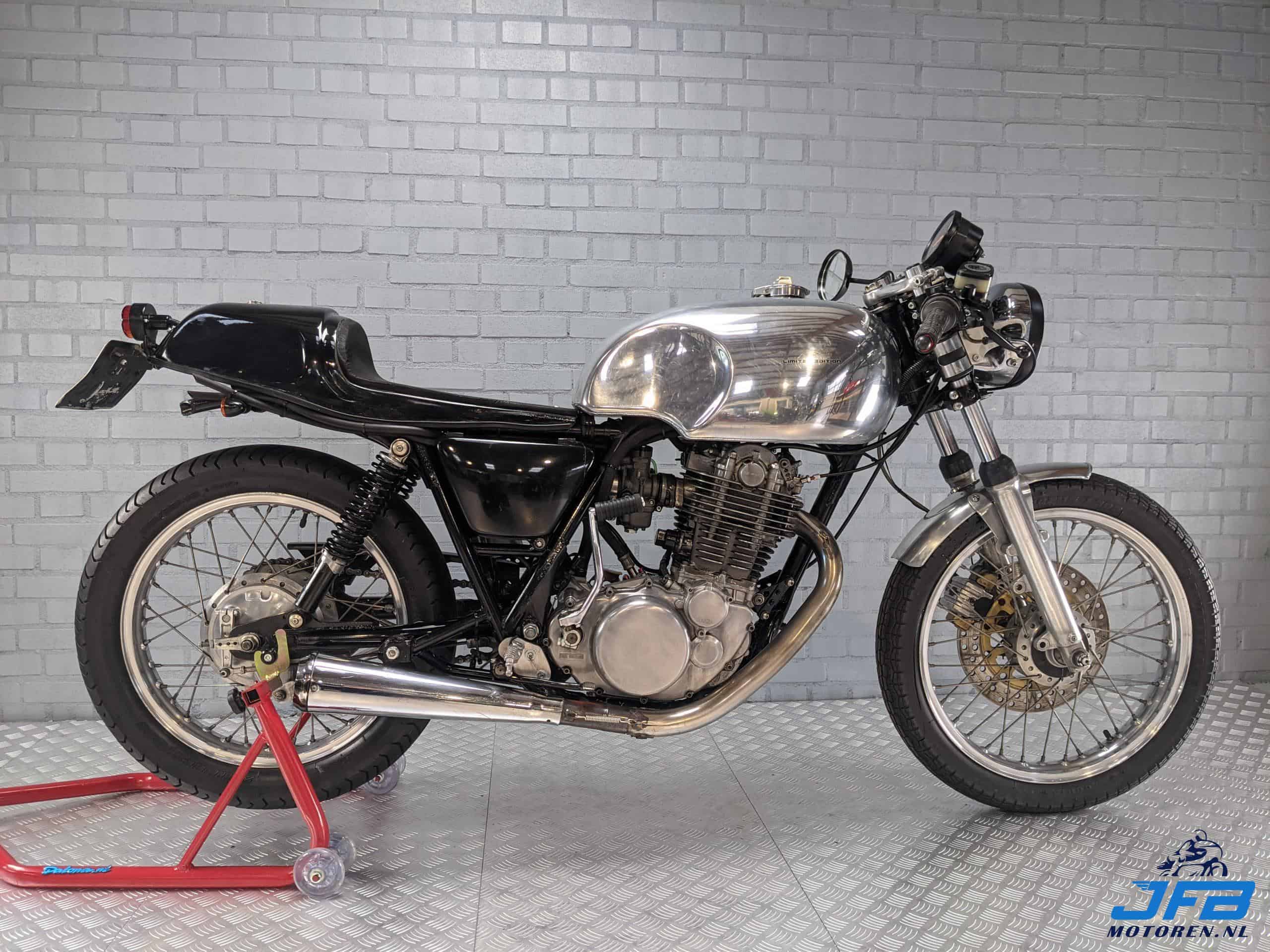 Yamaha SR 500